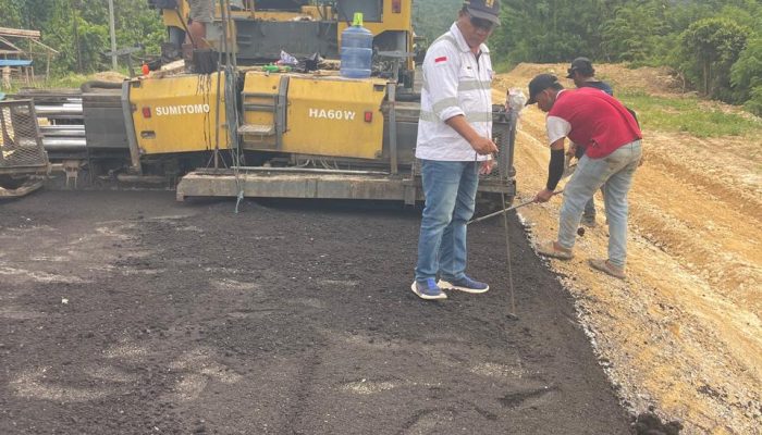 Pemkab Konkep Terus Genjot Pengaspalan Di Tengah Keterbatasan Anggaran