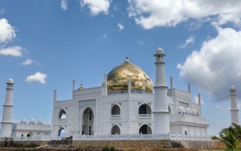 Taj Mahal Diabadikan Dalam Konstruksi Masjid Al-Amal di Pulau Wawonii